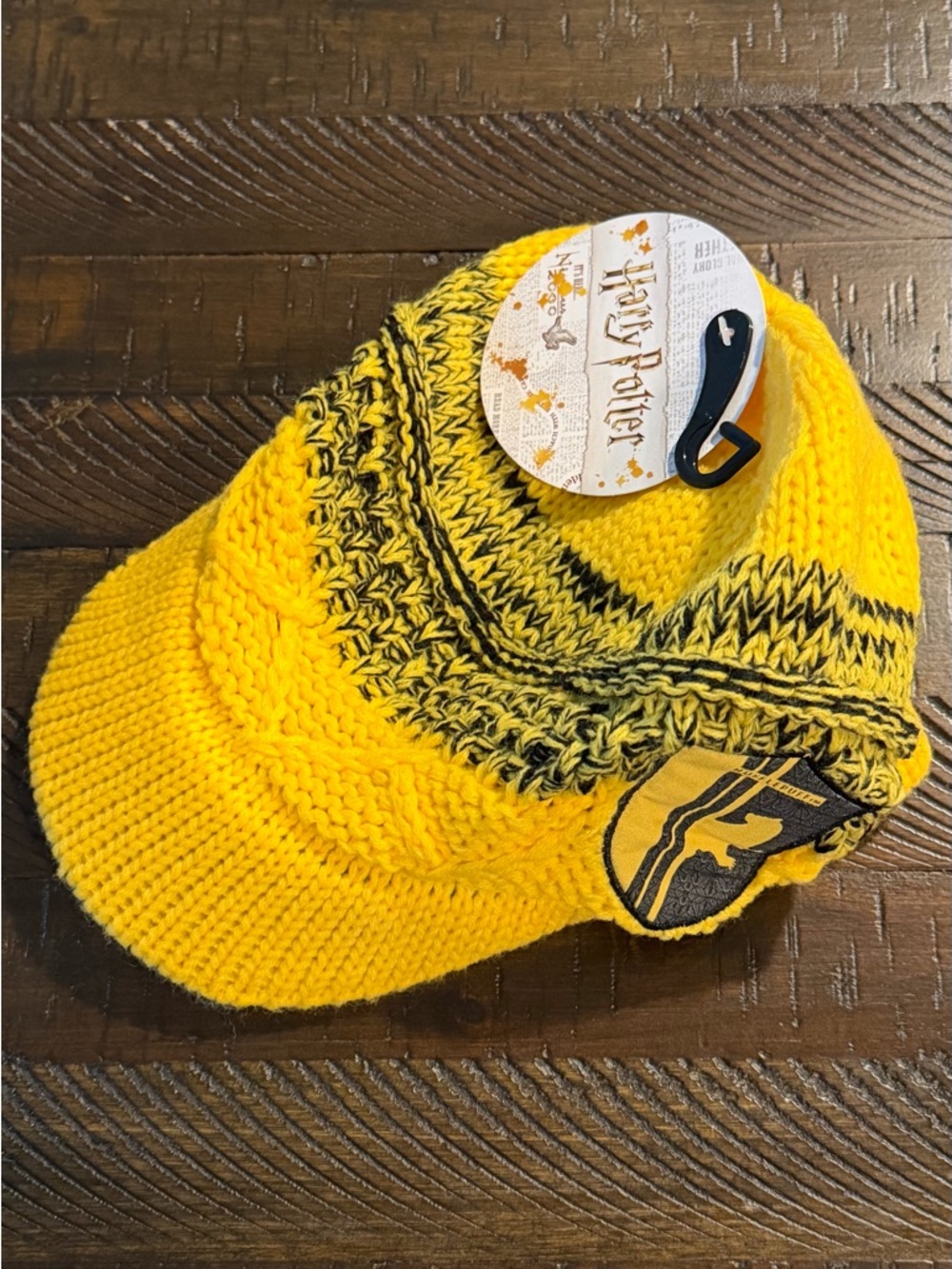 Harry Potter Knit Brim Hufflepuff Hat NWT
